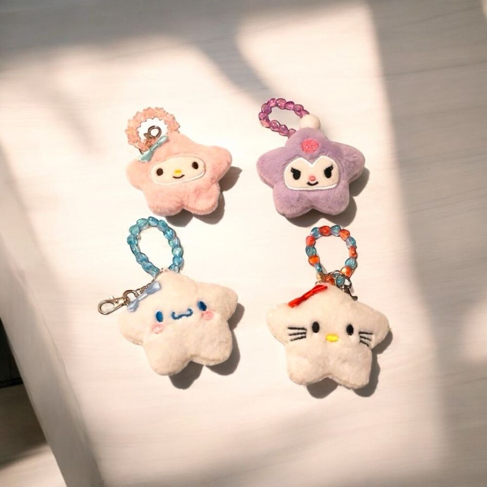 Sanrio plushy key charms!